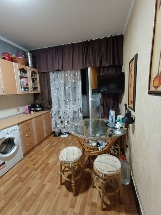 Затишна 1к квартира на Висоцького