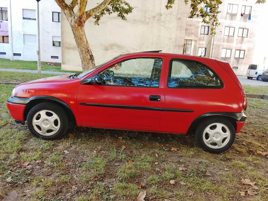 Impecável opel corsa 1999 pronto andar