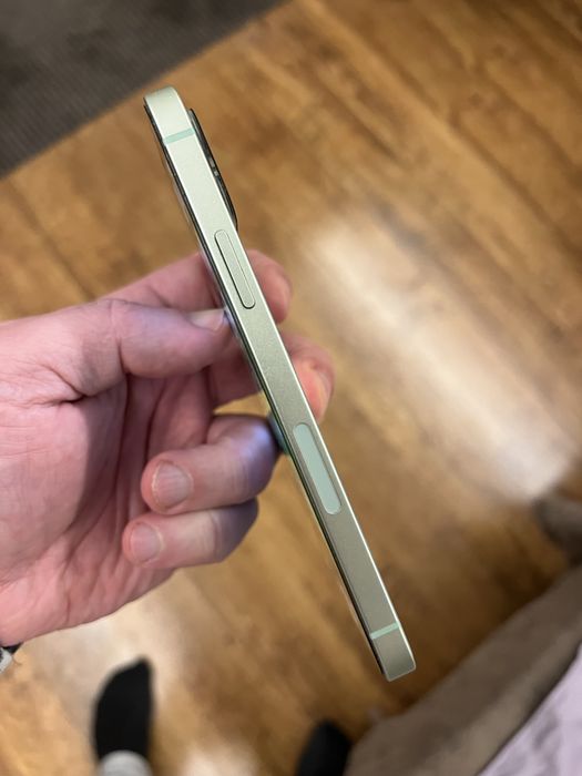 Iphone 12 64 gb памʼяті