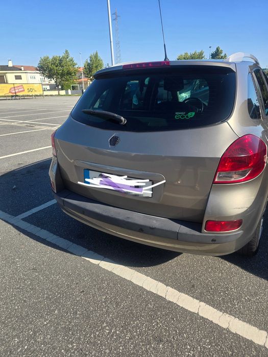 Vendo carrinha Renault Clio Break de 2008 a gasóleo, equipada com o fiável e muito económico motor 1.5 .