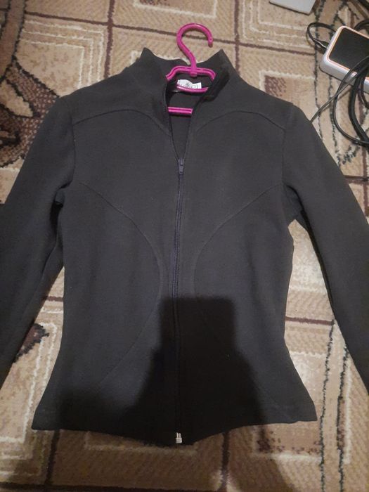 флисовая кофточка на замке