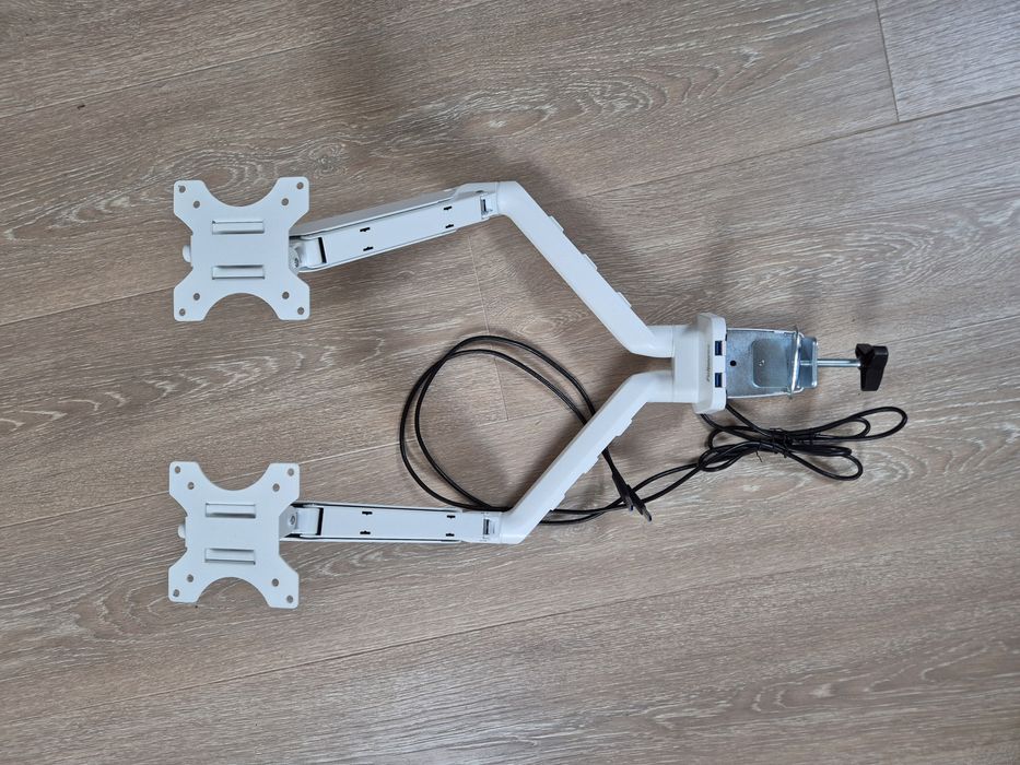 Uchwyt na 2 monitory Fellowes Platinum 32 cale