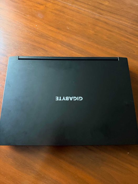 Laptop Gigabyte A5 R9-5900HX/16GB/512 RTX3070 140W 240Hz