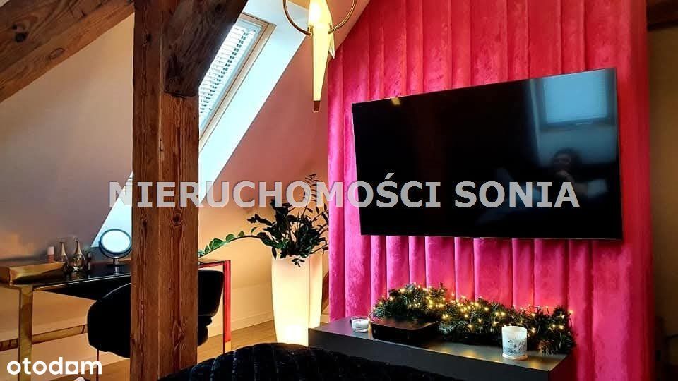 Stylowy loft 77 m² ostatnie piętro do zamieszkania