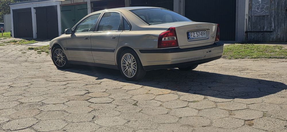 Volvo S80