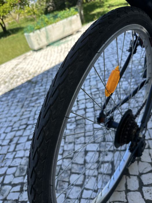 Bicicleta Trekking Riverside 100