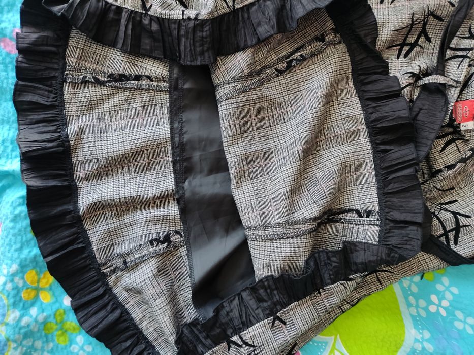 Spódnica elegancka w kratkę r 36 Vanessa