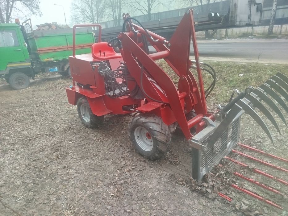 Miniładowarka ładowarka 4x4