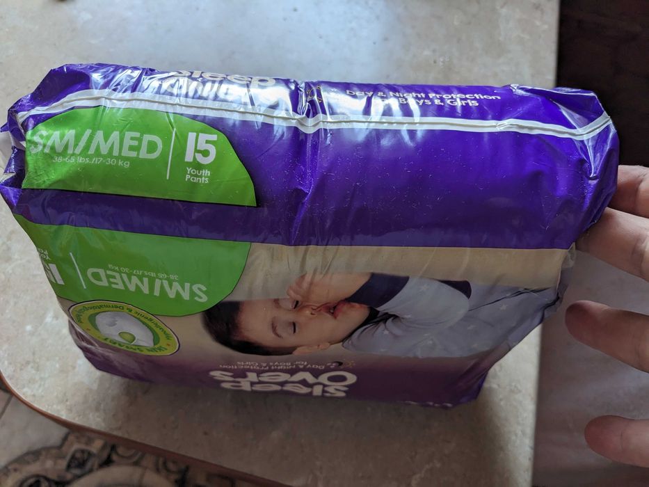 Підгузки SleepOvers від Cuties розмір SV/MID, 17+ кг,  15 шт.