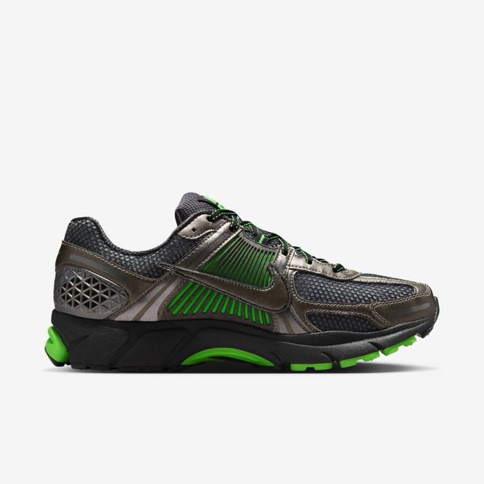 Оригінал 100%   Nike Zoom Vomero 5 Se Black/Grey IB2988-001. / від 26,5см до 29,5см/