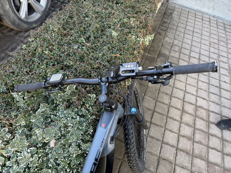 Rower elektryczny Cube HPA Stero