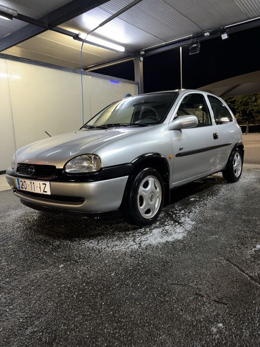 Opel Corsa B 1.5 TD  SPORT —  Estimado • Teto de abrir • Fiável