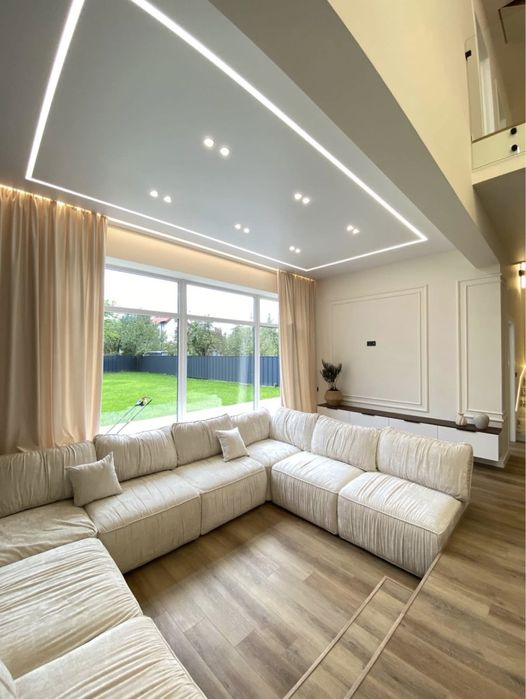 Продаж сучасного будиноку в с. Крихівці