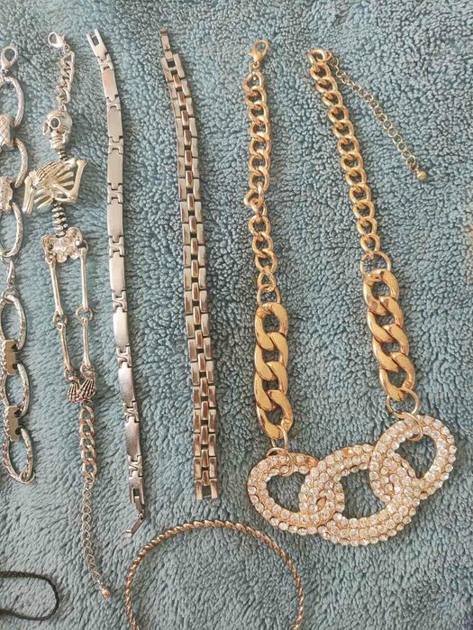 Продаж   разной. бижутерии