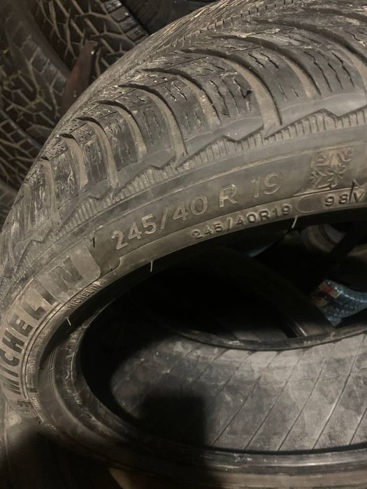 245/40/19 Michelin зимова пара
