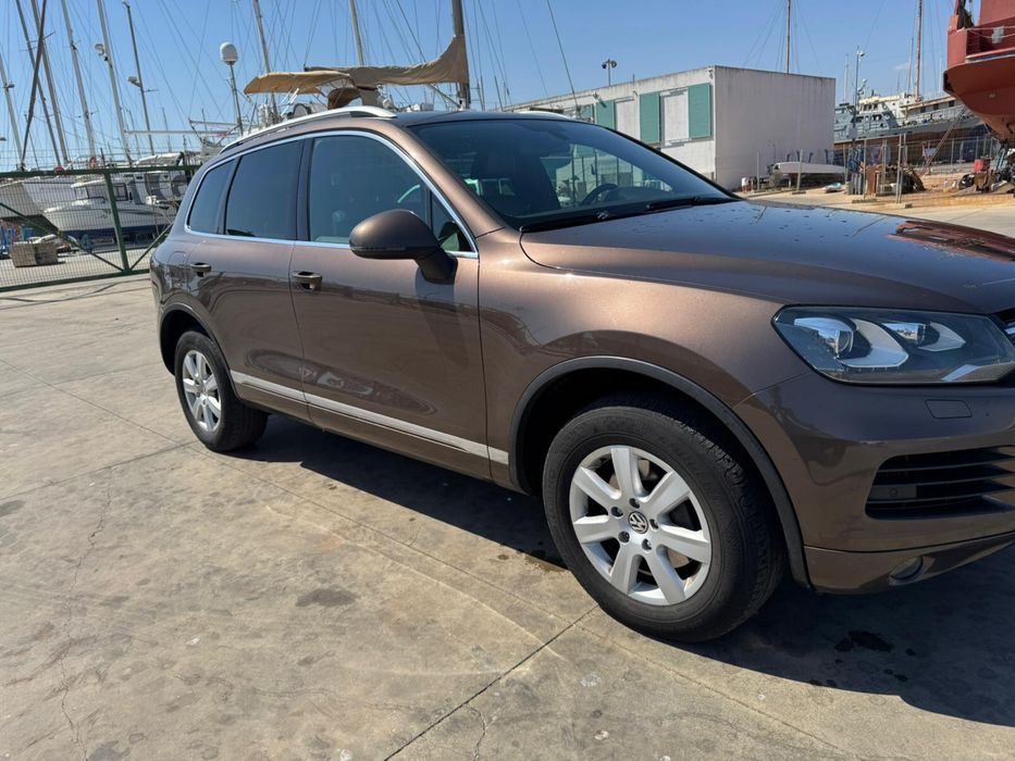 VW Touareg 3.0 TDI 4x4 — photo 2