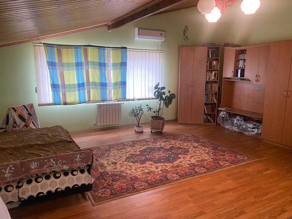 Продам ДОМ с БАНЕЙ  в Киевском районе, в Царском селе.