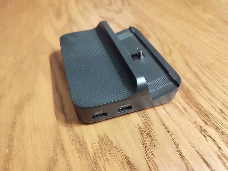 Stacja dokująca Retroid