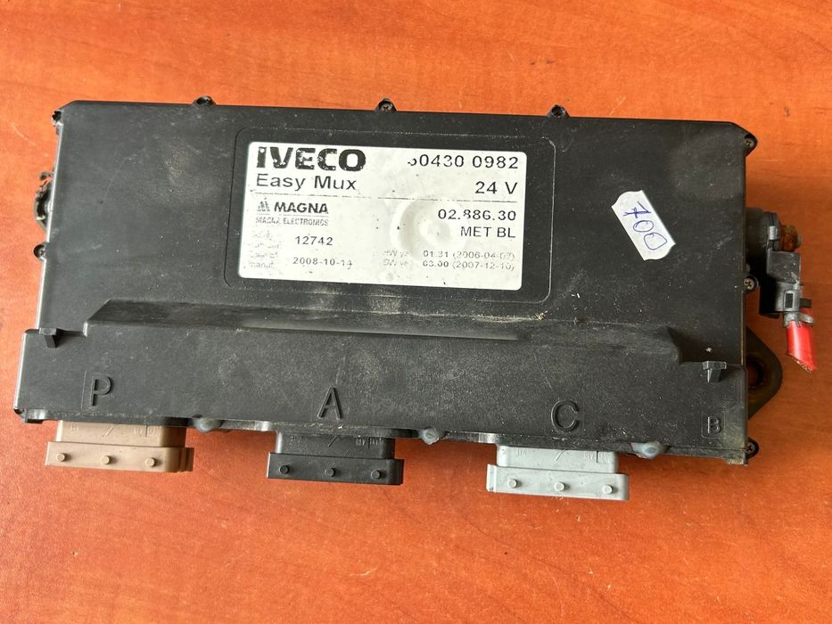 STEROWNIK MODUŁ KASETA KOMPUTER ŚWIATEŁ EASY MUX 504300982 IVECO EUROCARGO