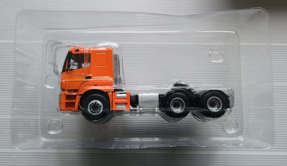 Kultowe Ciezarowki PRL 1:43 KAMAZ 65206