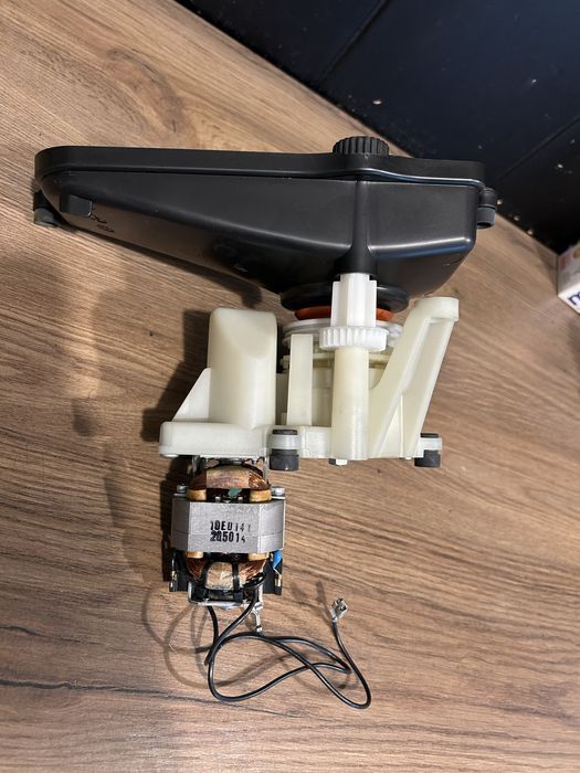 Młynek kawy Delonghi magnifica esam