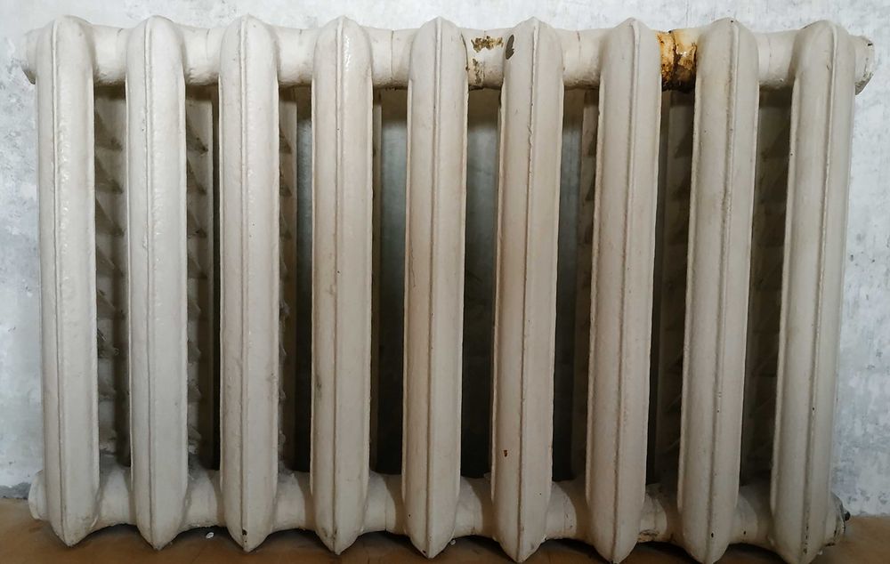 Чавунний радіатор 9 секцій, 65грн./секція