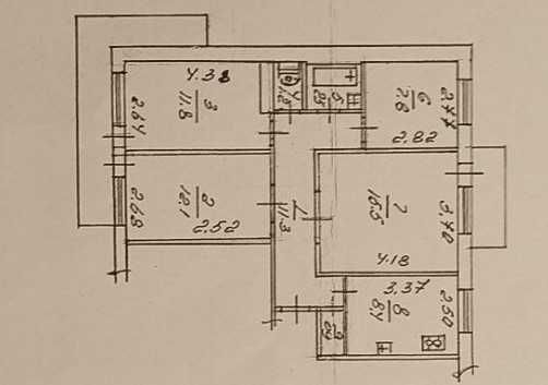 Продаю четырехкомнатную квартиру на Космонавтов. Евроремонт!