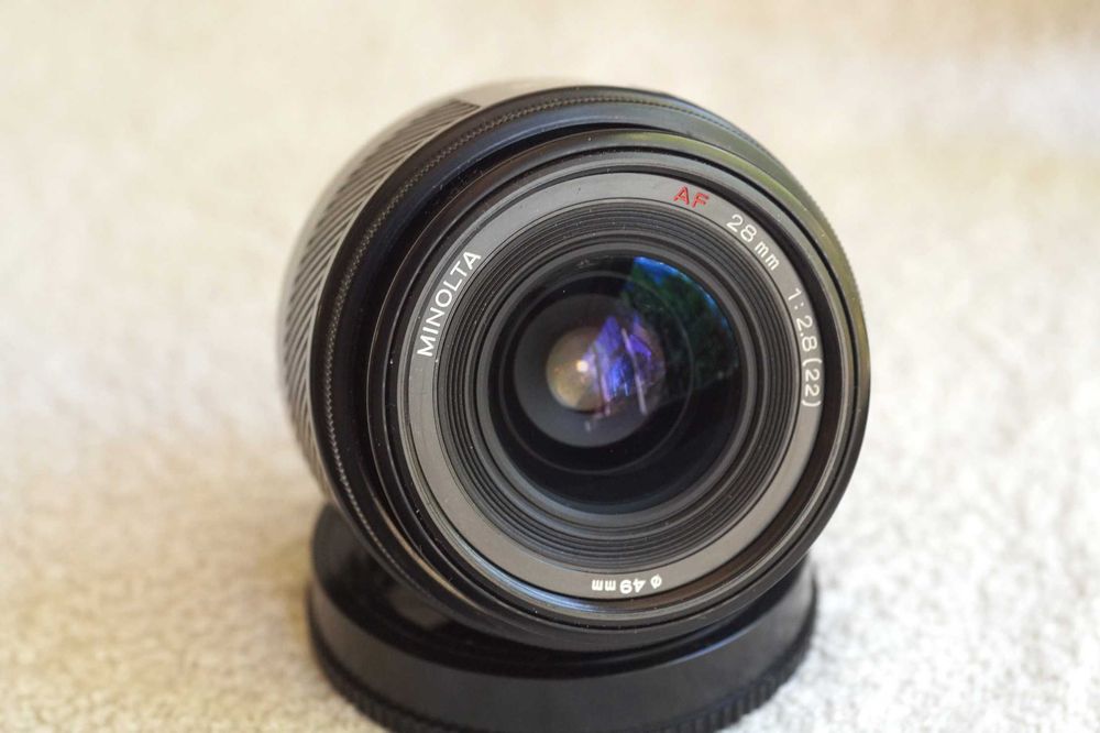 Minolta AF 28 f/2.8 + 50 Macro для Sony