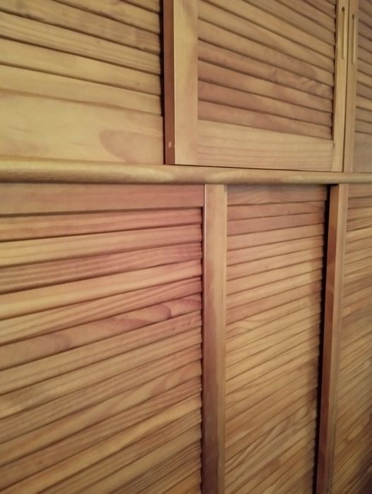 Promoção -Roupeiro  em madeira Ikea