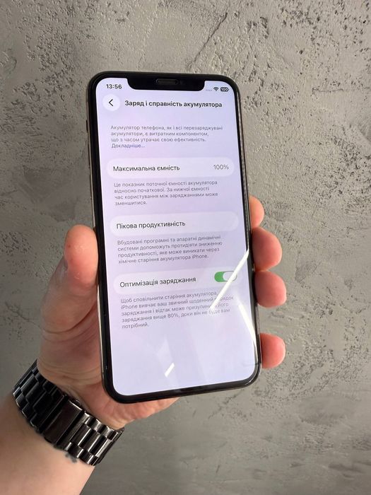 Продам iPhone 11 Pro 64 GB Gold