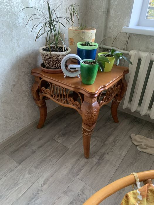 Продам диван ротанговый в хорошем состоянии