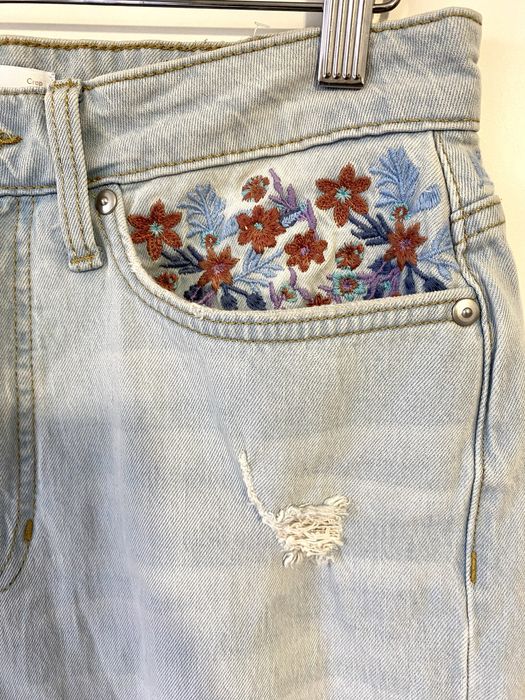 Haftowane spodnie dzinsowe r.M nowe