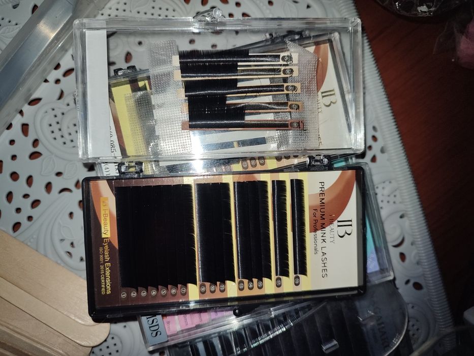 Продам матеріали для нарощування вій