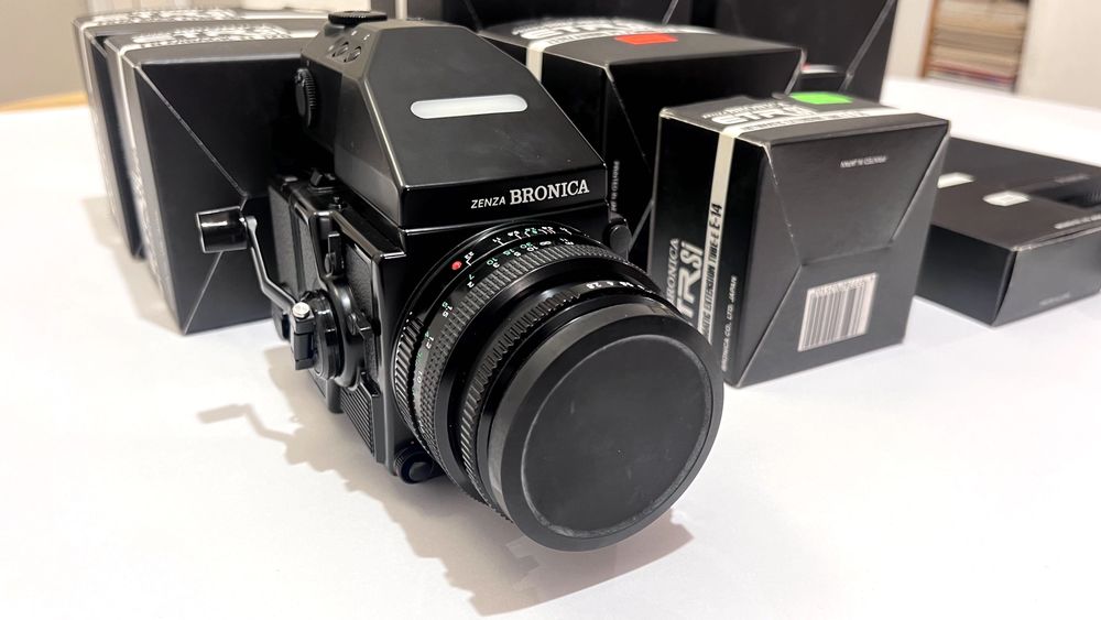 Aparat Bronica ETR Si - automat - Mega zestaw - Walizka