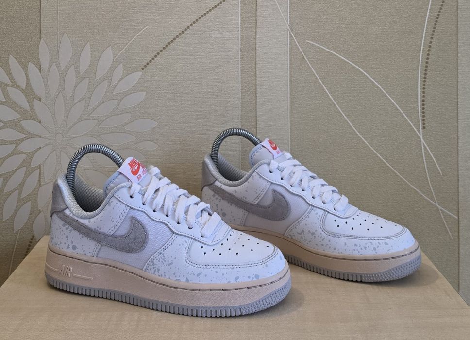 Кросівки Nike Air Force 1 07 оригінал розмір 36.5