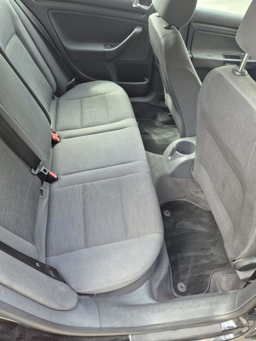 Volkswagen Golf V 1.9 tdi