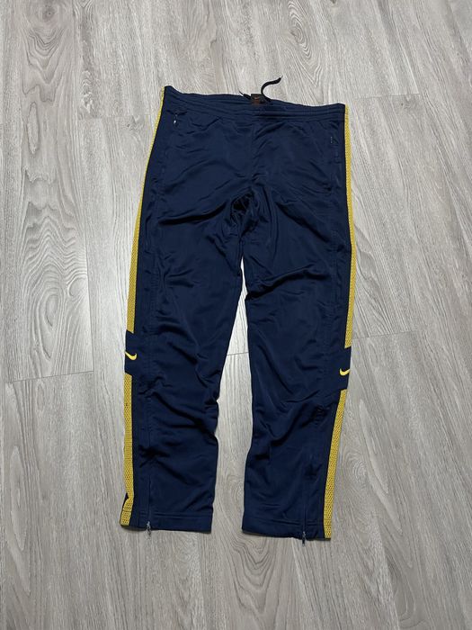 Спортивні штани Nike