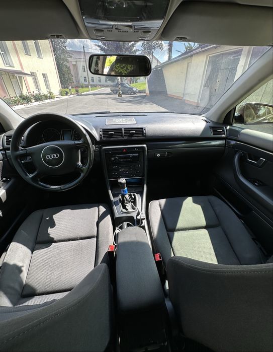 AUDI a4b6 2.0benz