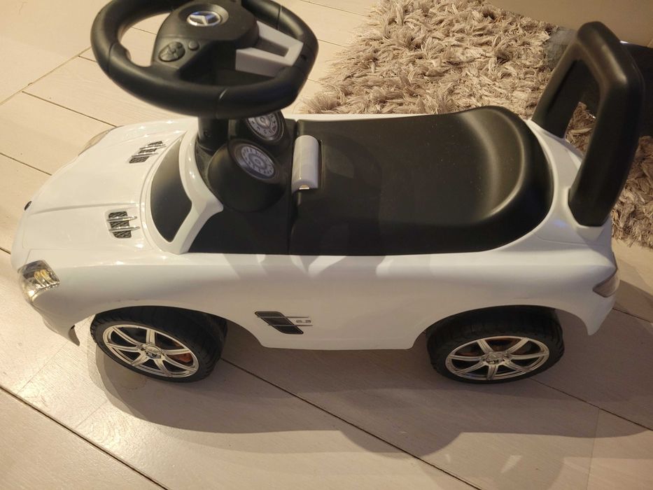 Jeździk Pchacz Chodzik dla dzieci Mercedes C-Class Schowek Dźwięk