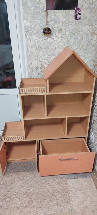 Продам дитячий будинок