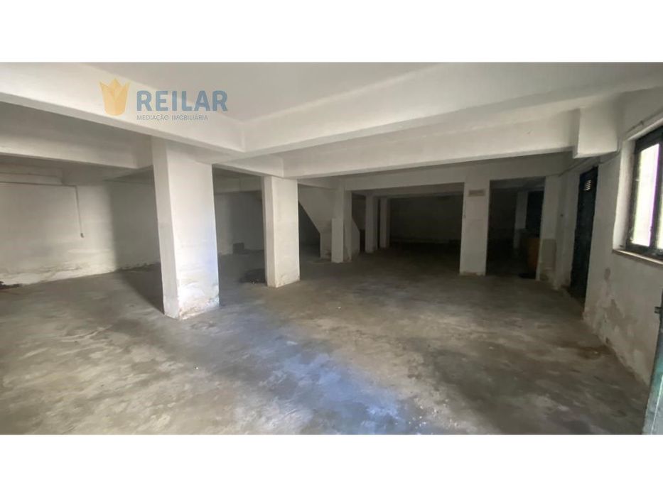 Alhandra - Loja 296 m2