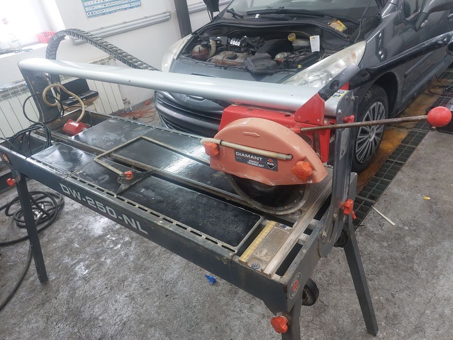 Przecinarka wodna rubi