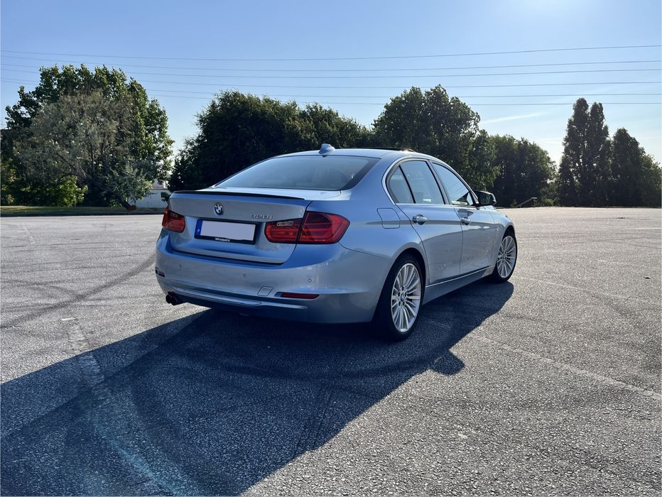 BMW 328i Luxury Line Auto foto 4