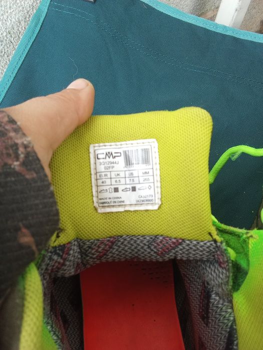 Botas Verdes montanhismo hippie CMP