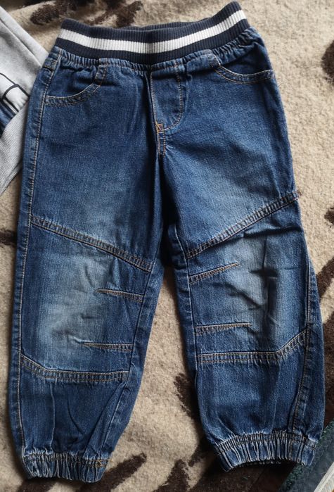 F&F bluza i spodnie jeansowe