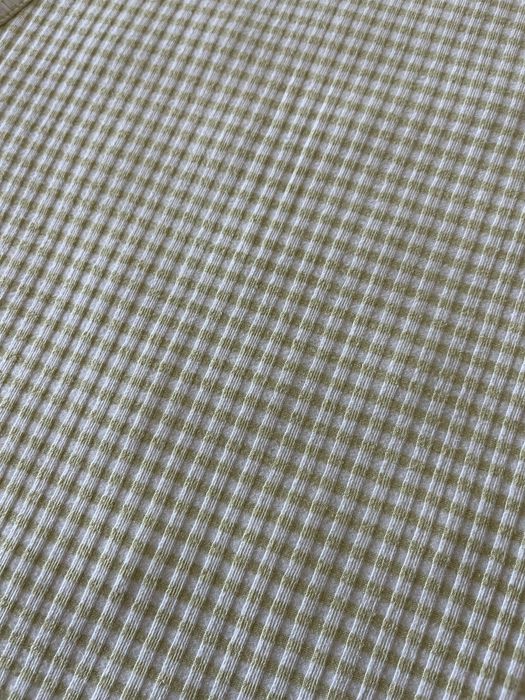 Top aos quadradinhos amarelo e branco