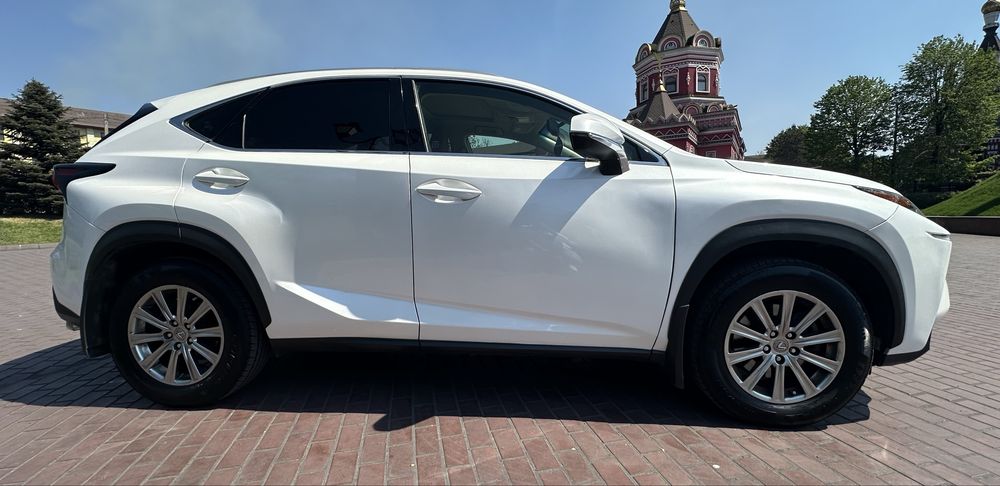 Продам Lexus NX200t 2017 2.0t бензин полный привод