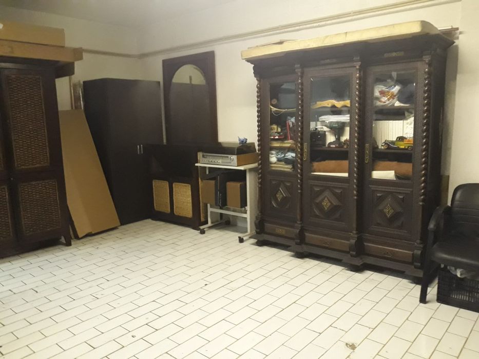 Móveis de torcidos e tremidos