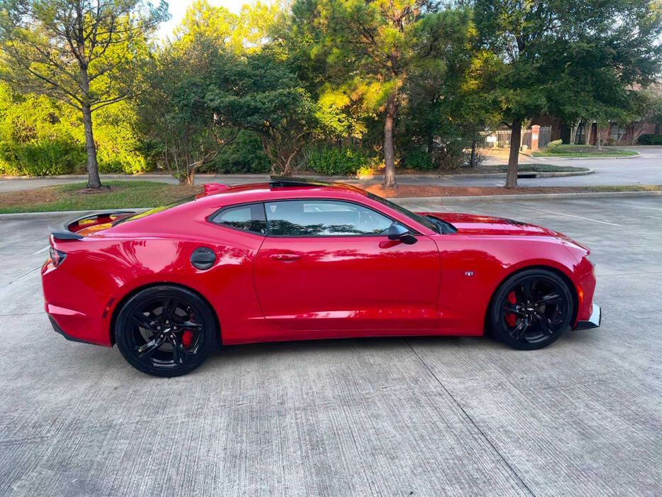 Chevrolet Camaro SS      2019