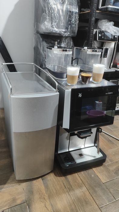 Кавомашина WMF 5000 S